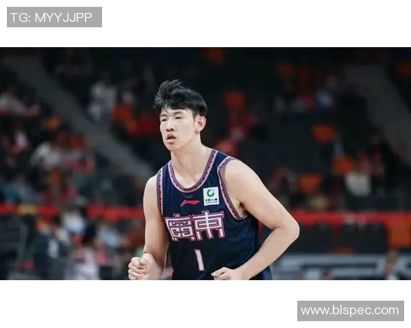 CBA激战山东男篮迎战福建男篮争夺季后赛名额的关键之战 CBA激战山东男篮迎战福建男篮争夺季后赛名额的关键之战