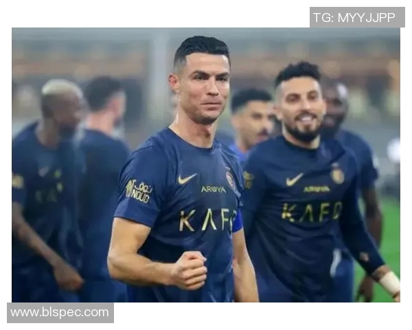 今年哪些足球明星宣布退役引发球迷热议与怀念